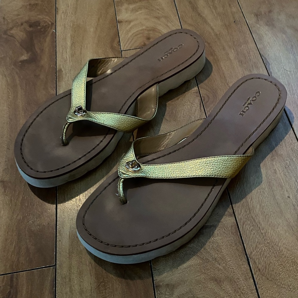 Coach Women’s Size 10 Gold Thong Sandals Flop Flops